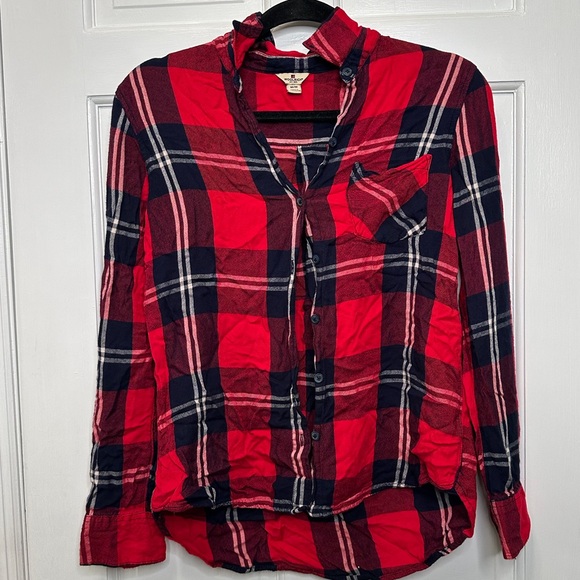 Woolrich Tops - Woolrich Button Down Plaid Shirt Size Medium‎